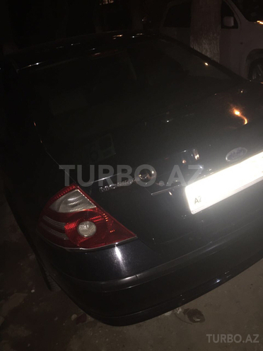 Ford Mondeo 2005, 250,102 km - 2.0 l - Bakı