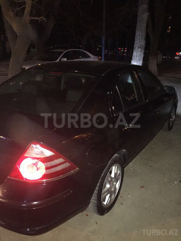 Ford Mondeo 2005, 250,102 km - 2.0 l - Bakı