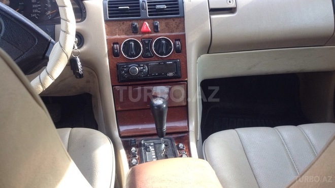 Mercedes C 230 1996, 385,765 km - 2.3 l - Bakı