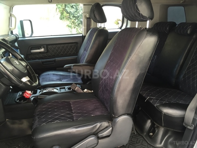 Toyota FJ Cruiser 2008, 138,000 km - 4.0 л - Bakı