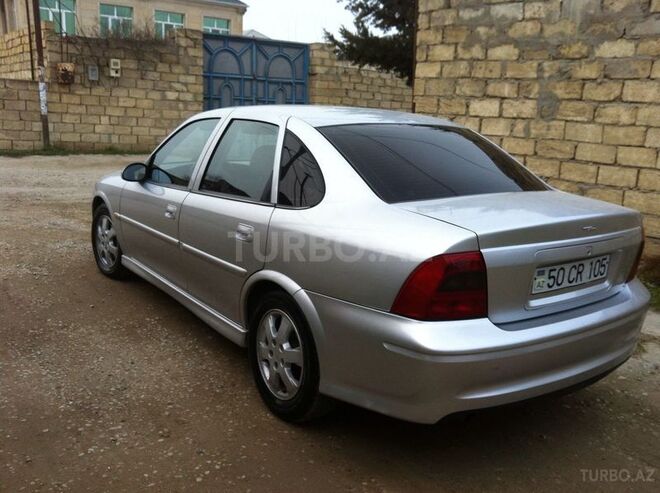 Opel Vectra 2001, 281,000 km - 1.8 l - Sumqayıt