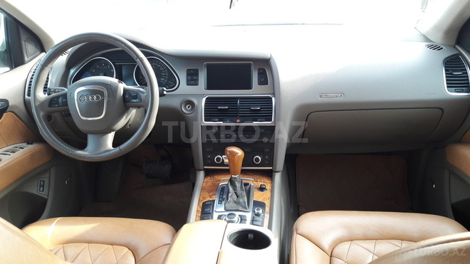 Audi Q7 2007, 110,300 km - 4.2 l - Bakı