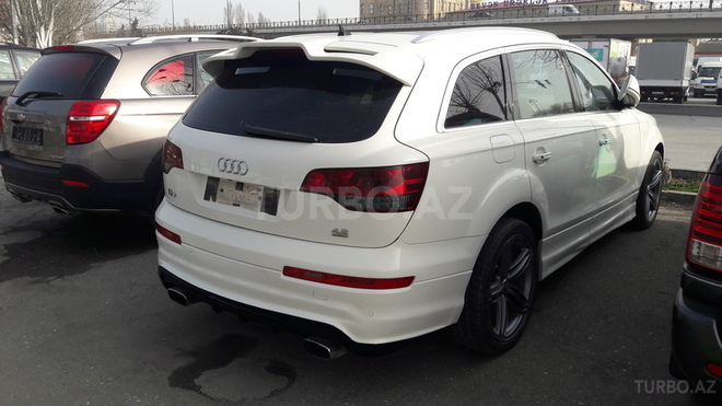 Audi Q7 2007, 110,300 km - 4.2 l - Bakı