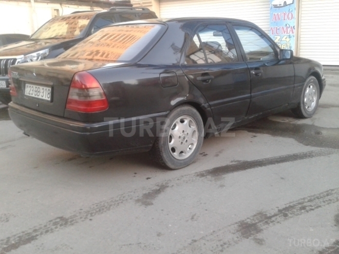 Mercedes C 220 1994, 430,000 km - 2.2 l - Bakı