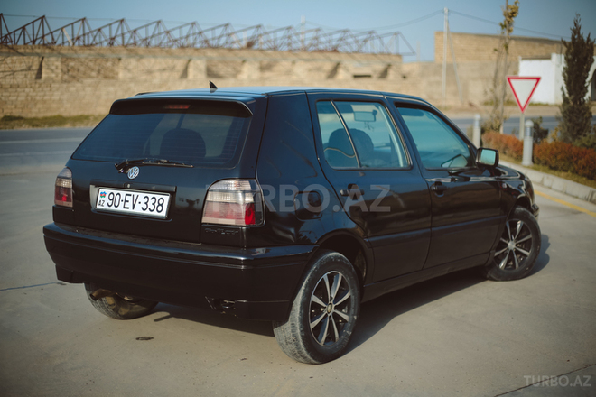 Volkswagen Golf 1997, 273,500 km - 1.8 л - Bakı