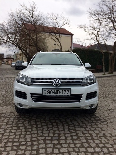 Volkswagen Touareg 2012, 85,500 km - 3.6 l - Bakı