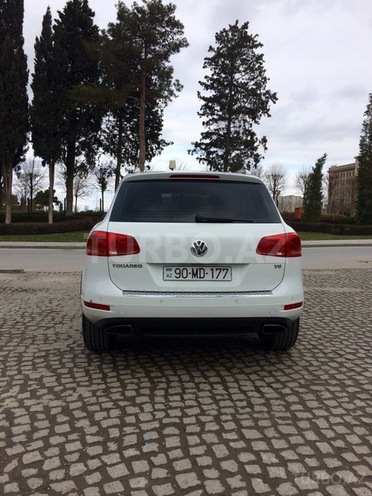 Volkswagen Touareg 2012, 85,500 km - 3.6 l - Bakı