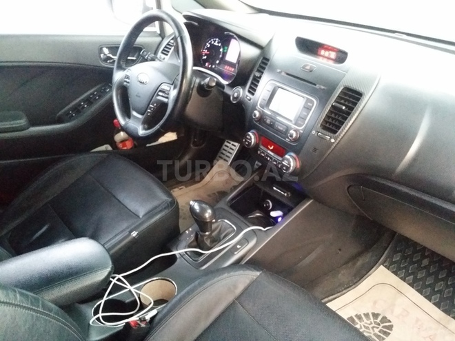 Kia Cerato 2013, 98,000 km - 1.6 l - Bakı