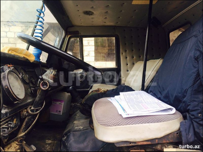 KamAz 5511 1981, 200,000 km - 1.1 л - Sumqayıt