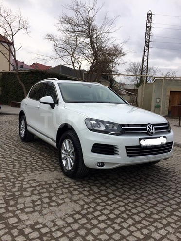 Volkswagen Touareg 2012, 85,500 km - 3.6 l - Bakı