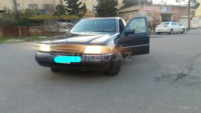 Mercedes C 220 1996, 250,000 km - 0.2 l - Bakı