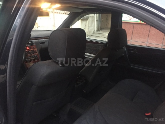 Mercedes E 240 1997, 167,876 km - 2.4 l - Bakı