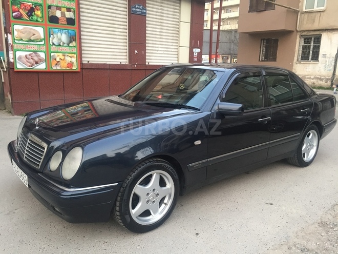 Mercedes E 240 1997, 167,876 km - 2.4 l - Bakı