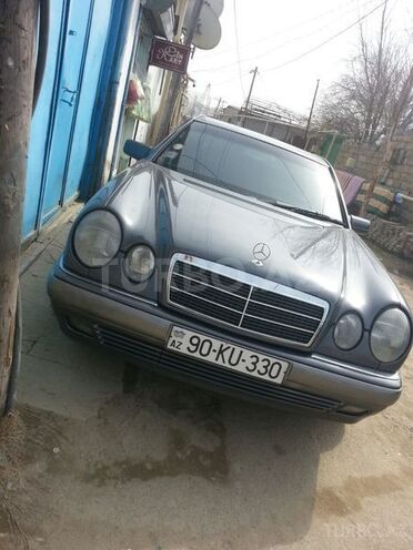 Mercedes E 290 1996, 320,000 km - 2.9 l - Bakı
