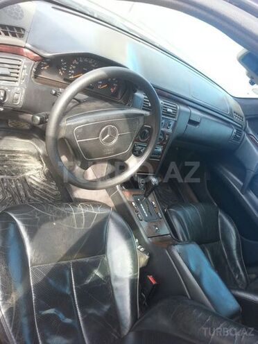 Mercedes E 290 1996, 320,000 km - 2.9 l - Bakı
