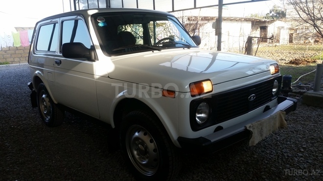 LADA (VAZ) Niva 2015, 4,120 km - 1.7 л - Bərdə