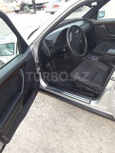 Mercedes C 220 1996, 246,150 km - 2.2 l - Bakı
