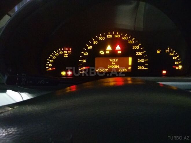 Mercedes C 200 2000, 249,459 km - 2.1 l - Sumqayıt