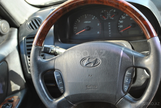 Hyundai Terracan 2002, 244,000 km - 2.9 l - Bakı