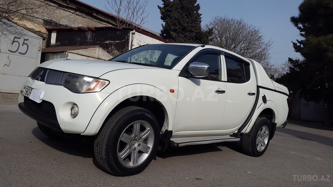 Mitsubishi L200 2007, 260,800 km - 2.5 l - Bakı