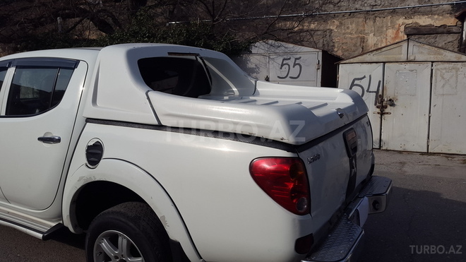 Mitsubishi L200 2007, 260,800 km - 2.5 l - Bakı