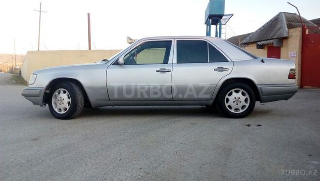Mercedes E 300 1994, 569,000 km - 3.0 l - Şirvan