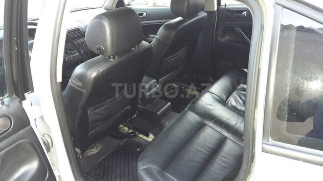 Volkswagen Passat 1999, 250,000 km - 1.8 l - Bakı