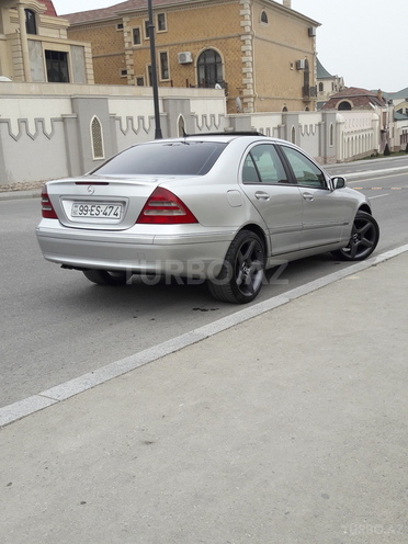 Mercedes C 220 2001, 251,708 km - 2.2 l - Bakı