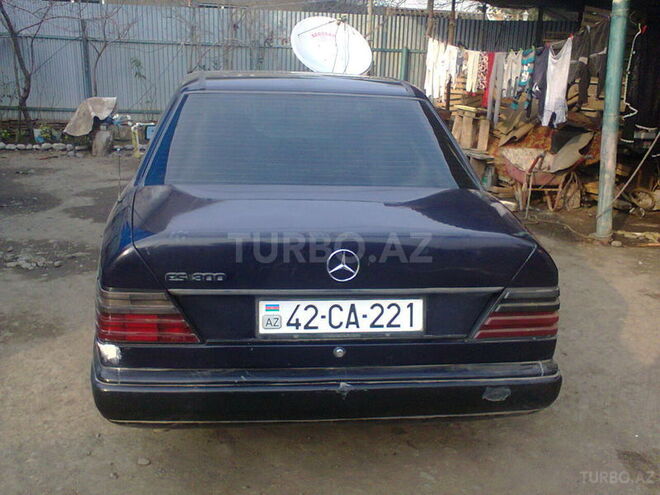 Mercedes E 300 1990, 196,304 km - 3.0 l - Lənkəran