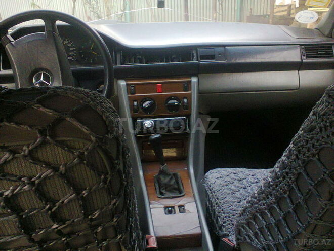 Mercedes E 300 1990, 196,304 km - 3.0 l - Lənkəran