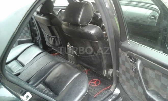 Mercedes C 200 1995, 299,000 km - 2.0 л - Bakı