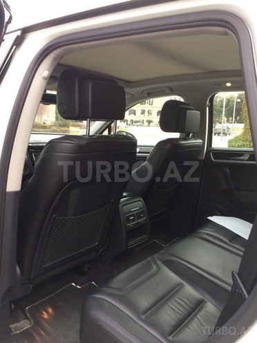Volkswagen Touareg 2012, 85,600 km - 3.6 l - Bakı