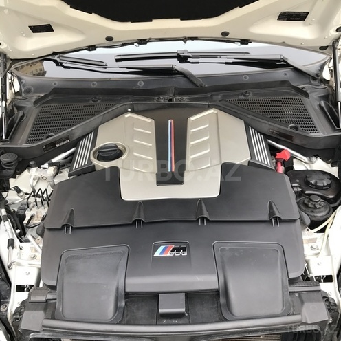 BMW X6 M 2011, 74,000 km - 4.4 l - Bakı