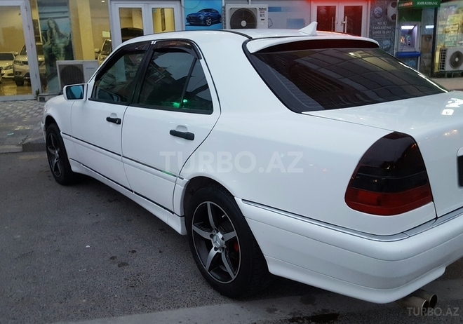 Mercedes C 200 1996, 382,000 km - 2.0 л - Bakı