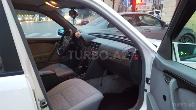 Mercedes C 200 1996, 382,000 km - 2.0 л - Bakı