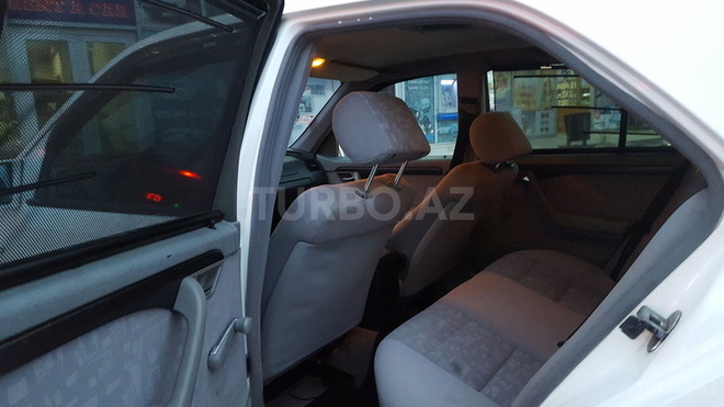 Mercedes C 200 1996, 382,000 km - 2.0 л - Bakı