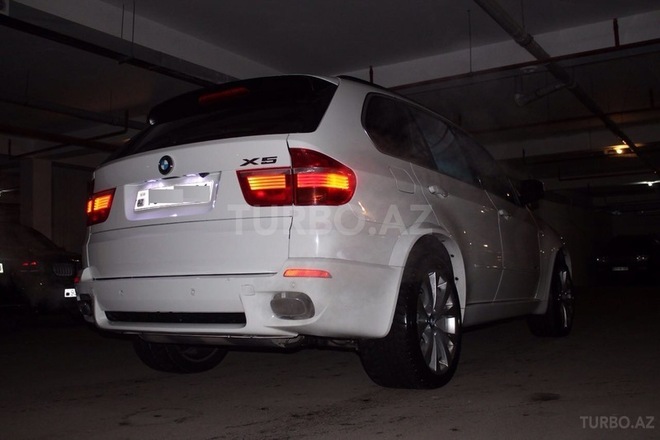 BMW X5 2009, 170,000 km - 4.8 l - Bakı