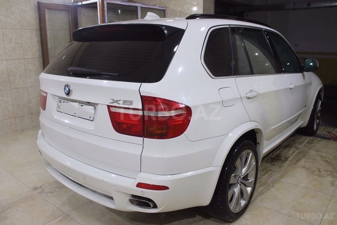 BMW X5 2009, 170,000 km - 4.8 l - Bakı