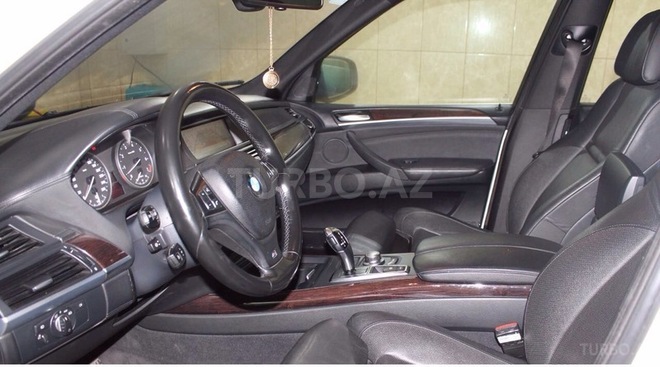 BMW X5 2009, 170,000 km - 4.8 l - Bakı