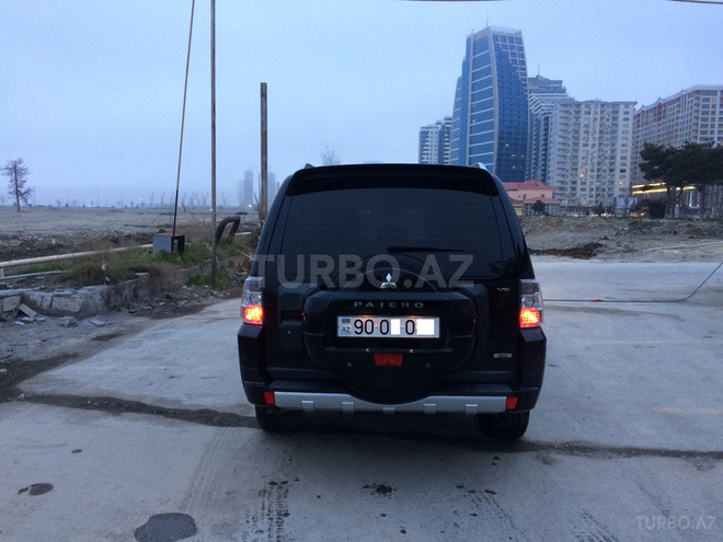 Mitsubishi Pajero 2007, 130,000 km - 3.0 л - Bakı