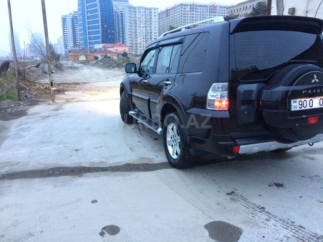 Mitsubishi Pajero 2007, 130,000 km - 3.0 л - Bakı