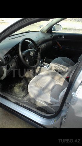Volkswagen Passat 2004, 192,350 km - 1.8 l - Gəncə