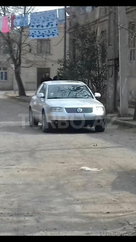 Volkswagen Passat 2004, 192,350 km - 1.8 l - Gəncə