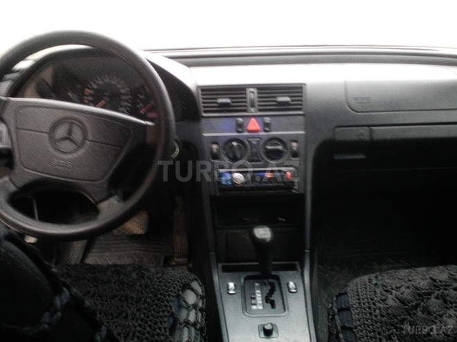 Mercedes C 180 1996, 250,000 km - 1.8 л - Bakı