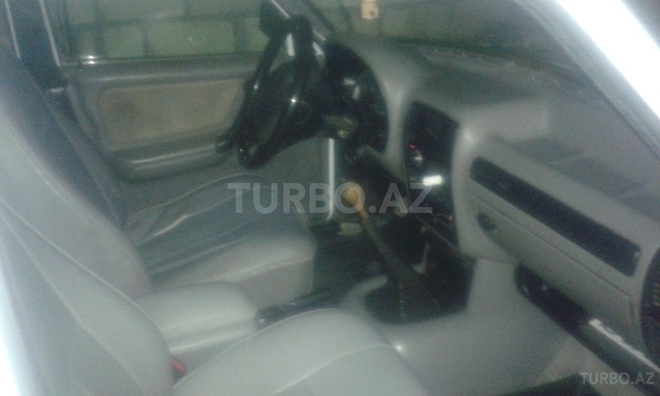 GAZ 3110 2002, 127,000 km - 2.4 l - Qazax