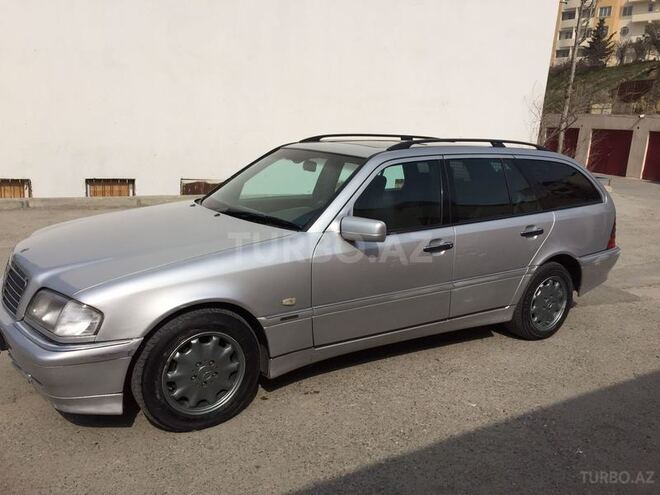 Mercedes C 200 2000, 310,000 km - 2.0 l - Bakı