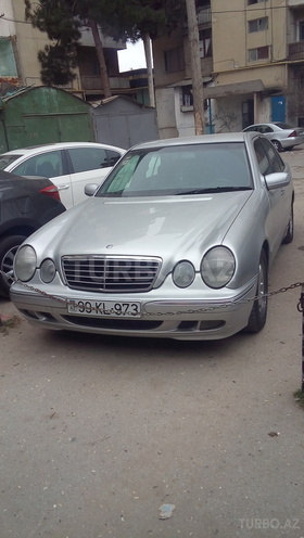 Mercedes E 220 2000, 198,000 km - 2.2 л - Bakı
