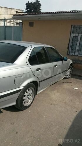 BMW 318 1992, 460,000 km - 1.9 l - Bakı