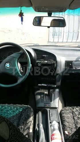 BMW 318 1992, 460,000 km - 1.9 l - Bakı