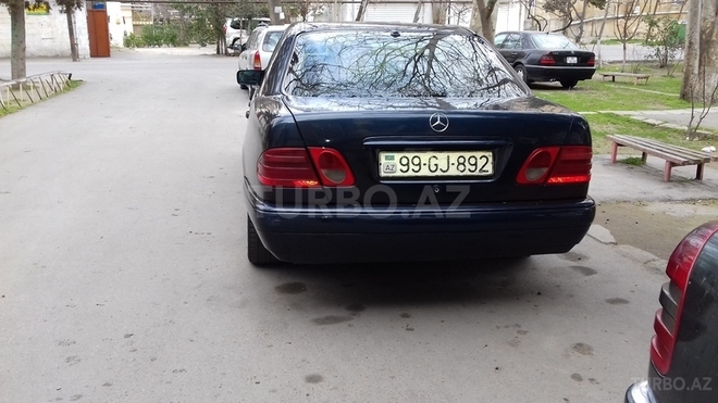 Mercedes E 220 1998, 471,000 km - 2.2 l - Bakı